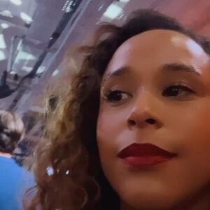 Mari Oliveira Instagram - minha primeira vez no prêmio multishow depois de anos como espectadora e não podia ser mais emocionante vendo o mesmo ser repensado por pelas mãos de amigos tão criativos pra contemplar toda a genialidade da nossa música brasileira! ⭐️ um parabéns pra firma @tvglobo @multishow e todos os envolvidos nessa noite linda de viver! 
.
look tudo mais uma vez de @carolhungriabrand