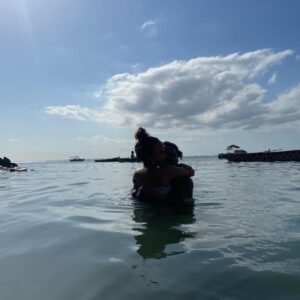 Mari Oliveira Instagram - já te amo, bahia.