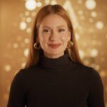 Marina Ruy Barbosa Instagram - Se dependesse do “bom gosto” de Preciosa... A Fuzuê nem deveria existir 🙄 Só que tem um tesouro escondido por lá e a querida tá de olho na grana! 👀 Em agosto, para tudo! Vai começar o #Fuzuê, a sua nova novela das 7! 🥁✨
