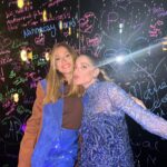 Marina Ruy Barbosa Instagram - Hey sister! Já te abracei e já te disse pessoalmente o quanto eu te amo e tudo que eu desejo pra você nesse próximo ano da sua vida, @lumacostaa Você e sua familia são parte da minha. HPB! (Arrasta para o lado pra ver o começo dessa amizade, há quase duas décadas) 👯‍♀️💘