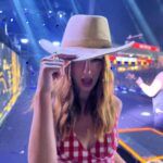 Marina Ruy Barbosa Instagram - Oi, Caruaru! 🫶🏻 Muito feliz de ter curtido o São João do Nordeste pela primeira vez. Foi uma experiência linda! Me encheu o peito ver a riqueza cultural desse lugar e a energia das pessoas. Vim embora pensando em voltar! Muito obrigada por me receberem tão bem! Nordeste, eu te amo! Ps: arrasta até a última foto desse carrossel ;)