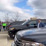 Mark Wahlberg Instagram - People in West Des Moines really braved the cold to try @flechaazultequila 🥃🔥🥳 voted the number one sipping tequila in 2023 @walltowallwine 🔥🥳😎❤️🥃📈 thanks for coming out❤️ @hyvee #FlechaAzulPartner