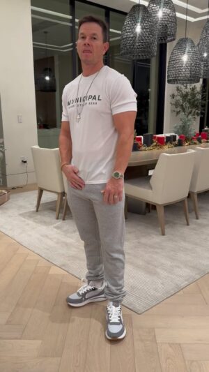 Mark Wahlberg Instagram - New drip🔥🔥 check out the new origin color @municipal 🔥📈 #MunicipalPartner