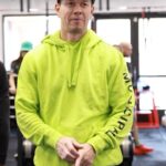 Mark Wahlberg Instagram - A team @f45_training 🔥🥳🙏❤️📈 #F45Partner