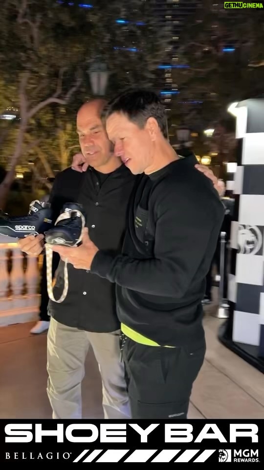 Mark Wahlberg Instagram - The @flechaazultequila out of a boot? Only water for my guy @roccomangel @roccostacos 🥳😎🥃🏆💯📈 #FlechaAzulPartner