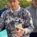 Mark Wahlberg Instagram - Only the best @flechaazultequila 🔥😎❤️📈🥃🥃 #FlechaAzulPartner