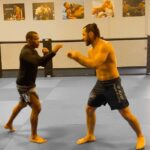 Markus Perez Instagram - SINGLE LEG DEFENSE 🦵🏼✂️🔑🦶 #mma #wrestling #sambô #jiujitsu #ufc #eaglefc #drills #crazydrills #joker American Top Team