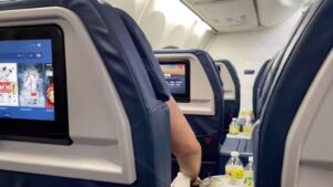 Marlee Matlin Instagram - This is Part 2 of my challenge with accessibility while traveling Deaf on @Delta (and many other airlines) where captioning is limited or non-existent. We need to change the #ACAA in line with the #ADA  @NAD1880