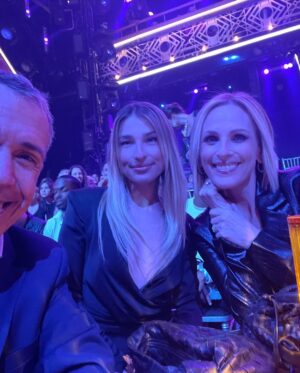 Marlee Matlin Instagram - Does it look like I had a great time last night at Dancing With The Stars? It was SO great cheering on for @danielndurant with my onscreen husband @troykotsur! We cheered on for everyone who danced as well! Loved seeing old friends like @cherylburke @valentin @louisvanamstel and meeting the very lovely @angelcherylladd AND the beautiful @gabby.windey!!! Loved seeing all the judges too! And crew as well! It was a treat having interpreters there as well as lots of Deaf audience cheering Daniel on! A HUGE thank you to @brettglam for beautifying me! 💜🤟🏼💜🤟🏼💜🤟🏼🌟🌟🌟. I had the MOST BEAUTIFUL date…. my daughter @sarahgrandalski !!!! 🤟🏼🤟🏼🤟🏼 #dwts