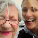 Marlee Matlin Instagram - Missing my mother sorely on this Mother’s Day and everyday. Cherish your time with your mother while she is around. Happy Mother’s Day! #libbymatlin 🤟🏼💜🤟🏼💜