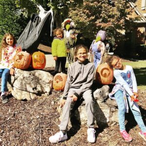 Marlon Jackson Instagram - Our G - Kids and their Halloween pumpkins. #studypeace marlon jackson #bekind carol jackson