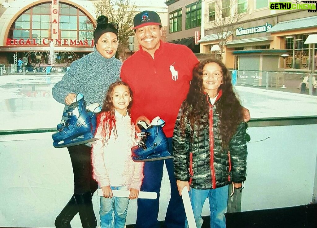 Marlon Jackson Instagram - Hanging out ice skating, a little family time. #bekind caroljackson #studypeace marlonjackson