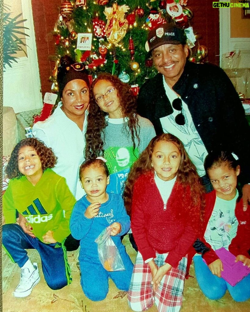 Marlon Jackson Instagram - From our family to yours, Merry Christmas #studypeace