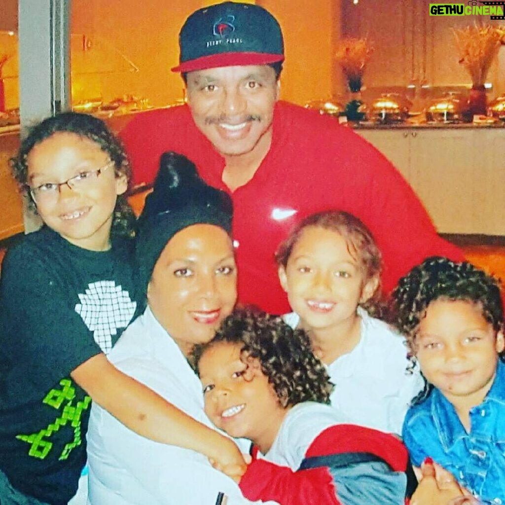 Marlon Jackson Instagram - Wife in I with G -kids at a resturant in South Carolina at the beach during school break #studypeace marlonjackson