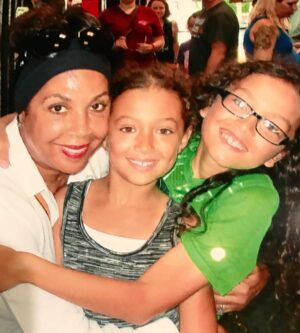 Marlon Jackson Instagram - Carol and the kids having a great time.
#bekind carol jackson #studypeace marlon jackson