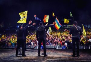 Marlon Jackson Instagram - Glastonbury thank you again for being a part of our show. All 150,000 of you sung so well with us during our performances. We love you. #bekind carol jackson #studypeace marlon jackson