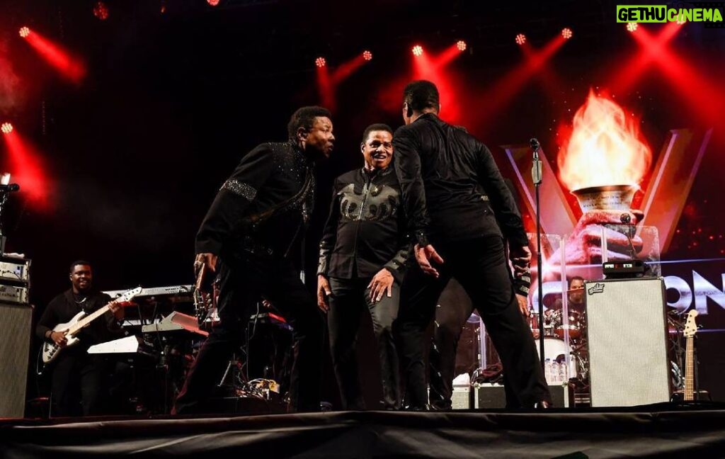 Marlon Jackson Instagram - I just received more photos of our Uk run, which I will share. You may not see Jermaine but he is there between Jackie and I. Glastonbury we thank you for your love and support. #bekind carol jackson #studypeace marlon jackson