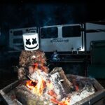 Marshmello Instagram - country boy. 📸: @isaiahengle_