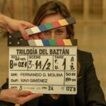 Marta Etura Instagram - Rodando “Legado en los huesos” y “Ofrenda a la tormenta”, trilogía del Baztán. 🎬🎥💫. Feliz de ponerme de nuevo en la piel de Amaia Salazar y de emprender este largo e intenso viaje de la mano de @fergmolina y un equipazo. #vivirrodando #rodaryserfeliz #6semana 💫