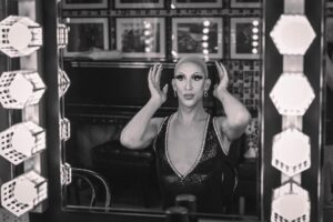 Marti Gould Cummings Instagram - Backstage at @joespub getting ready for Drugs, Drag, & Divorce

I'm so grateful to have been able to do this show twice at one of my dream venues with an incredible team and band supporting.

Drag is healing.

Photos: @itsdannyhidalgo