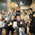 Masataka Kubota Instagram - 舞台「いつぞやは」観劇。 久しぶりにまたみんなに再会できて嬉しかった。 最高に素晴らしい舞台で心から感銘を受けました。 はじめて今作を客観的に観ることが出来て、 加藤くんの脚本や演出に鳥肌が立ちっぱなしで 役者さん達の実力、底深さにゾクゾクする気持ちが抑えられませんでした。 改めて、素晴らしい作品と、みんなに出会えたご縁に感謝です。 本当にありがとうございました。 ぜんぶが落ち着いたら、みんなでまたゆっくり会えますように。