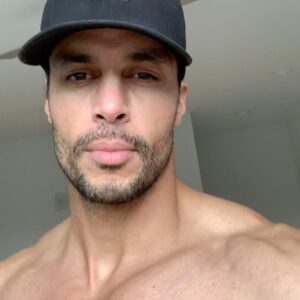 Matt Cedeño Instagram - Can’t seem to work out my stories so I’ll post’r here to accept my challenge💪🏽#pushupchallenge #ruthlessfamily