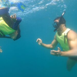 Matt Cedeño Instagram - Had a few epic snorkeling adventures with my main man…he was reaching 12 ft deep on our 2nd outing!💪🏽 #jcruz #cabo #chilenobay