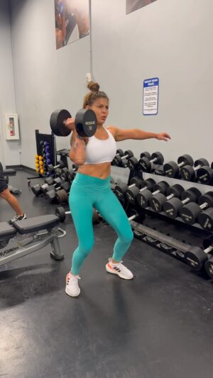 Mayra Bueno Silva Instagram - The best way to predict the future is to create it! We are working on it! Keep watching us! @mayra_sheetara ANDNEW!