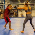 Mayra Bueno Silva Instagram - Se você não recebe nenhuma crítica, provavelmente você não tem nenhum sucesso. American Top Team