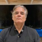 Mayra Hermosillo Instagram - Estar y vivir un Strike. El material que les comparto en esta publicación es lo que andábamos viviendo en República Dominicana y solo quiero decir que estoy profundamente inspirada por la valentía que se necesita para parar un momento y hablar, compartir y ver la existencia del otrx. Dejar de tener miedo por lo que significan las figuras de poder y unirnos para crear y ser parte de una experiencia cinematográfica que sea más humana que industrial y mecanizada. Me regresan a casa con la felicidad de haber conocido personas hermosas, las ganas de volver en mejores condiciones para todxs y las ganas de ser parte de eso. Nos deseo unión y ser parte activa de la transformación :)