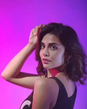 Meenal Sahu Instagram - 🌷

Pic courtesy @manushyamans