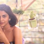 Meenal Sahu Instagram - 🌸 #portrait #random #photo Bandra West