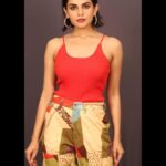 Meenal Sahu Instagram - What a crazy day it was! Juggling between outfits,shoes,accessories and what not!! Had so much fun . Thank you @prynkamundada and team for all the efforts to make Tisca look the way she looked ❤️ @hatsoffproduction #trialday #outfits #looks #tisca #happyfamily #conditionsapply Mumbai, Maharashtra