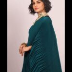Meenal Sahu Instagram - What a crazy day it was! Juggling between outfits,shoes,accessories and what not!! Had so much fun . Thank you @prynkamundada and team for all the efforts to make Tisca look the way she looked ❤️ @hatsoffproduction #trialday #outfits #looks #tisca #happyfamily #conditionsapply Mumbai, Maharashtra