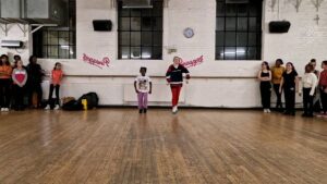 Meesha Garbett Instagram - FEELING very humble that 92 AMAZING people took my class today. Here is the adorable @dreamwithjanai the SMILE 😃 at the end is EVERTYTHING for me also special thankyou to @winterjarrettglasspool
Who plays AMANDA THRIPP in the film for coming 😍

@pineappledancestudios
#humble
#proud
#pineappledancestudios 
#redberetgirl 
#matilda
#matildathemusical 
#matildamovie 
@netflixuk 
@sonypicturesuk