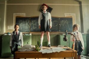 Meesha Garbett Instagram - #love this #behindthescenes picture #matildathemovie #redberetgirl along side the amazing @the_petit_sisters and @itslil_libs7 #matilda #matildathemusical 👩‍🎨 @netflixuk out on JUNE 25TH exciting 😱❤