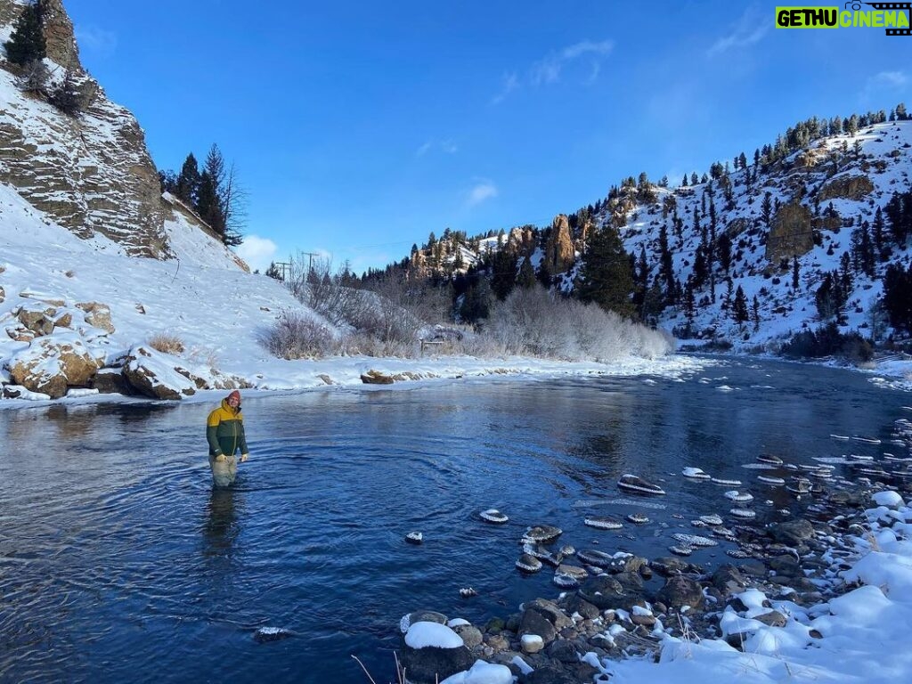 Megan Ganz Instagram - Fly fishing in 1 degree Fahrenheit. He caught two fish! 🎣 I caught chilly feet. 🥶 Still had loads of fun. The Ranch at Rock Creek