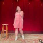 Megan Stalter Instagram - 💐ALMOST TIME FOR FRINGE FEST BABY💐 Edinburg I’ll be performing at Gilded Balloon Teviot Aug 12-23, 25-27 !!! GET TICKETS NOW IN BIO💐💗🌸🌺🌷