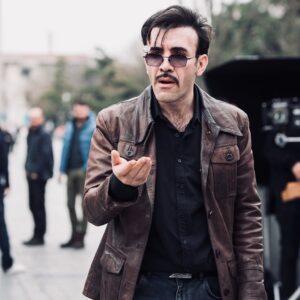 Mehmet Yılmaz Ak Instagram - Meet  #Tekin #theprotector is now on Netflix
@netflix 
@netflixturkiye @theprotectornetflix 
#Muhafız şimdi yayında
Sizi Komiser Tekin ile tanıştırayım:)