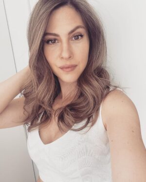 Melis Babadağ Instagram - 🕊