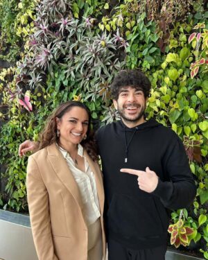 Melissa Cervantes Instagram - Feliz Cumpleaños @tonyrkhan all the blessings in this world for you. And what better way to celebrate this milestone birthday than with a milestone 
@AEW #AEWDynamite on a #TitleTuesday 
#PapiKhan Putting on the best #ProWrestling experiences in the world!