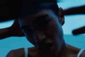 Mette Instagram - One of our favorite music videos of the year, featuring a mixed media match cut technique and a brilliant use of archival footage. From Director Camille Summers-Valli and Editor Vid Price.

Archival footage pulled from Shutterstock, Kino Library, Bob Mizer Foundation, TRETierney, Youtube, Pexel, iStock, and PhotoMagic Minnesota 🔥🔥

Director - @camille.summersvalli Prod Co - @artpractice.studio
EP - @division.global @lovesongfilms @shotinmars 
EP - @jamesguy9
Producer - @daisyrylance

DOP - @maximilianpittner
Edit Co - @trimediting
Editor - @vidprice
Edit Producer - @tatyanaalexandra_

Artist - @mettenarrative
Management - Something In Common / @caronveazey
Senior Commish - @kat_catt @sonymusic @sonymusicuk
CD - Joy Elton - @rcarecords  Colorist - @nickecantarelli
Post-Prod - @millchannel
EP - @meliacl Post Producer - @chloeensor
Asst - @elliegeorgi0u_
Lead Artist - @pollygwinnett

Stylist - @alexandracronan @studioand 
Asst - @comanagementagency
Make Up Artist - @beccawordingham
Asst - @tamsinballingall_makeup @amarichantalmua
Bodypaint Asst - @solenne.hair.makeup
Hair Stylist - @melissarouillehair
Asst - @christophepujol
Seamstress - @meghnitaous

Choreographer - @calvitjr
Asst - @sarabiv
Dancers - @malboneige @jackenzy @dypa_.s
Mime - @hugohamlet

Credits continued below.