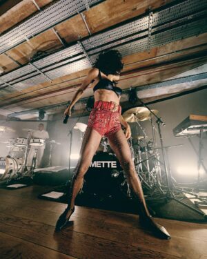 Mette Instagram - LONDON. 1st Show EVER. SOLD OUT. LOVE U x