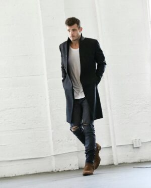 Michael Mealor Instagram - One guess as to what I’m hiding in these pockets....