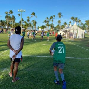 Michel Bastos Instagram - E rapaziada sou um pai cheio de orgulho,hj um pai torcedor que sofre muitoooo kkkkk. Mas cheio de orgulho de verdade do meu filhao ❤️😍. Foi uma semana aonde ele pode sentir o que é o futebol, treinar e depois competir 💪🏾👏🏾. Te amo @lu_wbastos. Parabéns ⚽️ 🏆. @caiobasoccercamp