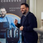 Milan Zimnýkoval Instagram - Mr. Cookover v Praze Milujem varenie, milujem degustačky, milujem dobré jedlo, prostredie a ľudia, keď sa usmievajú! Opäť jeden parádny večer s cookoverom a dobrou atmosférou zachytenou objektívom Matúša Laga. Skvelá spolupráca so šéfkuchárom Tomášom Zapletalom v parádnom prostredí a skvelým servisom. #cookover #novageneracevareni #nocageneraciavarenia #mrcookover #chutny Le Palais Art Hotel Prague