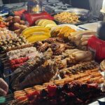 Milan Zimnýkoval Instagram - Streetfood na Zanzibare hýri farbami, vôňami a asi aj chuťami 🤷🏻‍♂️🤷🏻‍♂️🤷🏻‍♂️ nemôžem ochutnať všetko 😂 #stonetown #zanzibar #africa #tanzania #streetfood ☀️🌴🇹🇿 Stone Town, Zanzibar