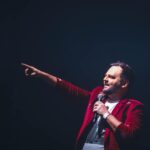 Milan Zimnýkoval Instagram - Som nesmierne vďačný za možnosť byť súčasťou vianočných koncertov Adama ĎURICU! Myslím, že toto bol nejaký míľnik, ku ktorému sa vrátime. Ďakujem aj za ten pocit, že som bol súčasť programu, nielen hlásič skóre 😜 ďakujem, že som bol v spoločnosti kamarátov - od účinkujúcich, legendárnej kapely, cez support okolo Adama, až po skvelých Adamových fanúšikov. Bol to komplet #onlygoodvibes pocit od A po Z (od Adama po Zimnýkovala) 💥a skvelé foto 🤩 @barcachle @ @wittnerik & @hanoutphoto 🤷🏻‍♂️ #dobrevecidadeju
