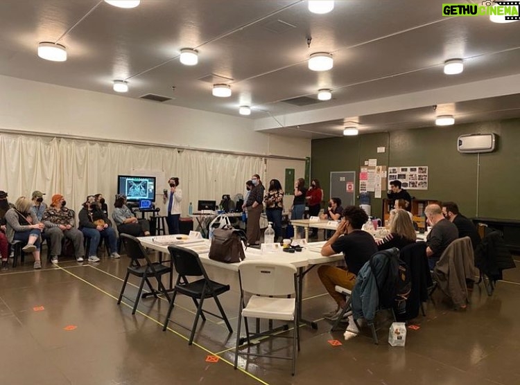 Mimi Kennedy Instagram - Repost @arizonatheatre behind the scenes with cast & crew of “Pru Payne” @stevendrukman @tristanturn @gregmaraio @seanddaniels #GordonClapp @vern_duerrniels @atcproductiondept