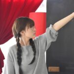 Mio Yuki Instagram - 前回の投稿のコメントで「ミューブ♪」って文字を目にして、急に見返したくなり見ています☺︎ やっぱり面白いドラマだなって笑ってしまってます😂 みんなにまた会いたくなっちゃった🙈 U-NEXTで観れるので賭け恋と一緒に是非みてみてください🤭 #ミューブ #秘密の歌園
